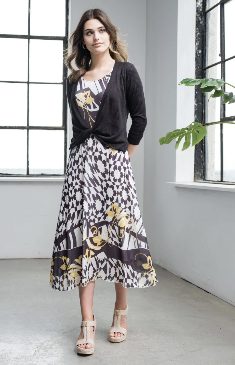 Cardigan noué devant / Alison Sheri