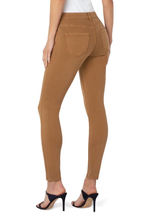 Jeans extensible / taille mi-haute / fausse fermeture éclair avec bouton fonctionnel Jeans extensible / taille mi-haute / fausse fermeture éclair avec bouton fonctionnel